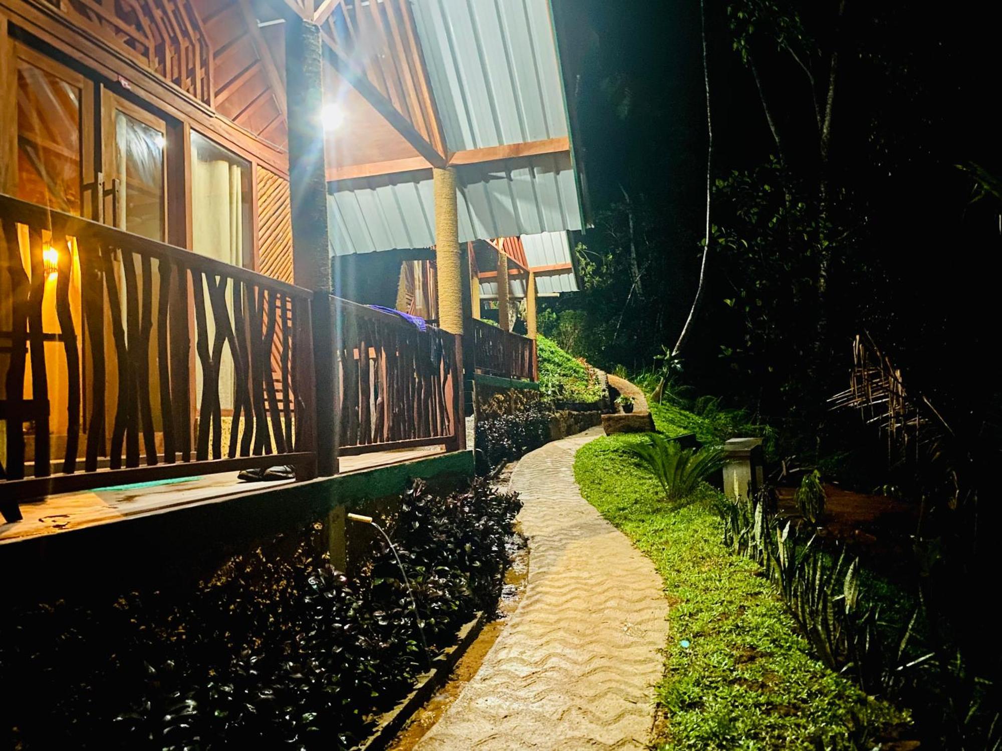 The Rainforest Hideaway Deniyaya Kültér fotó