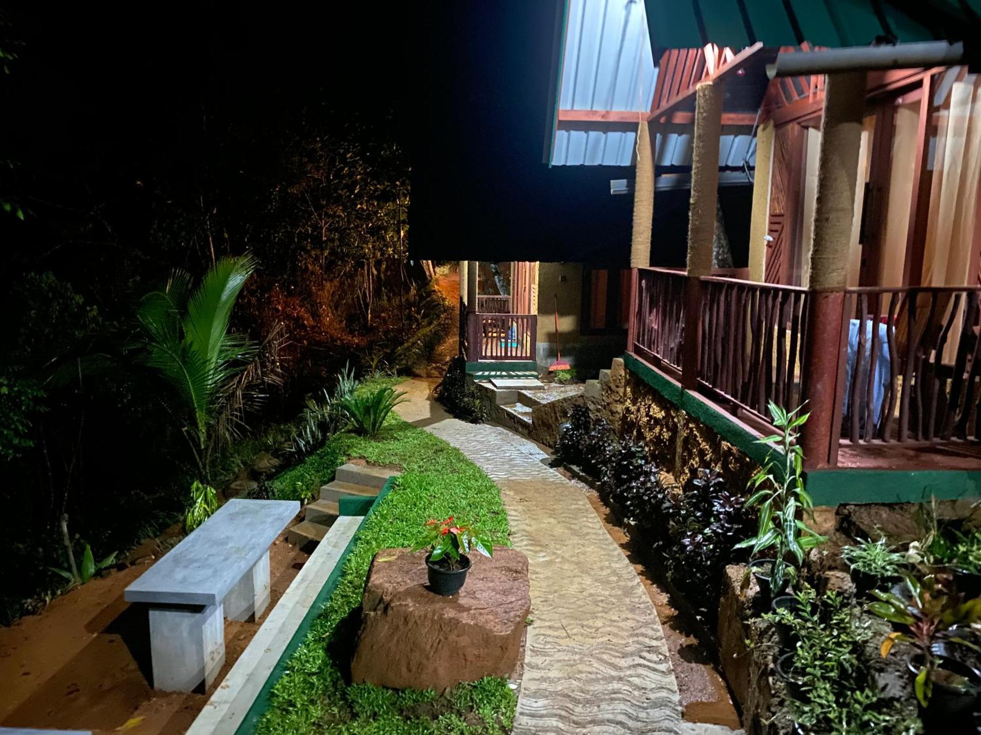 The Rainforest Hideaway Deniyaya Kültér fotó